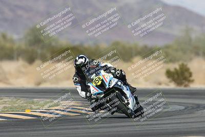 media/Nov-02-2025-CVMA (Sun) [[337aff29ab]]/Race 11-Amateur Supersport Open/